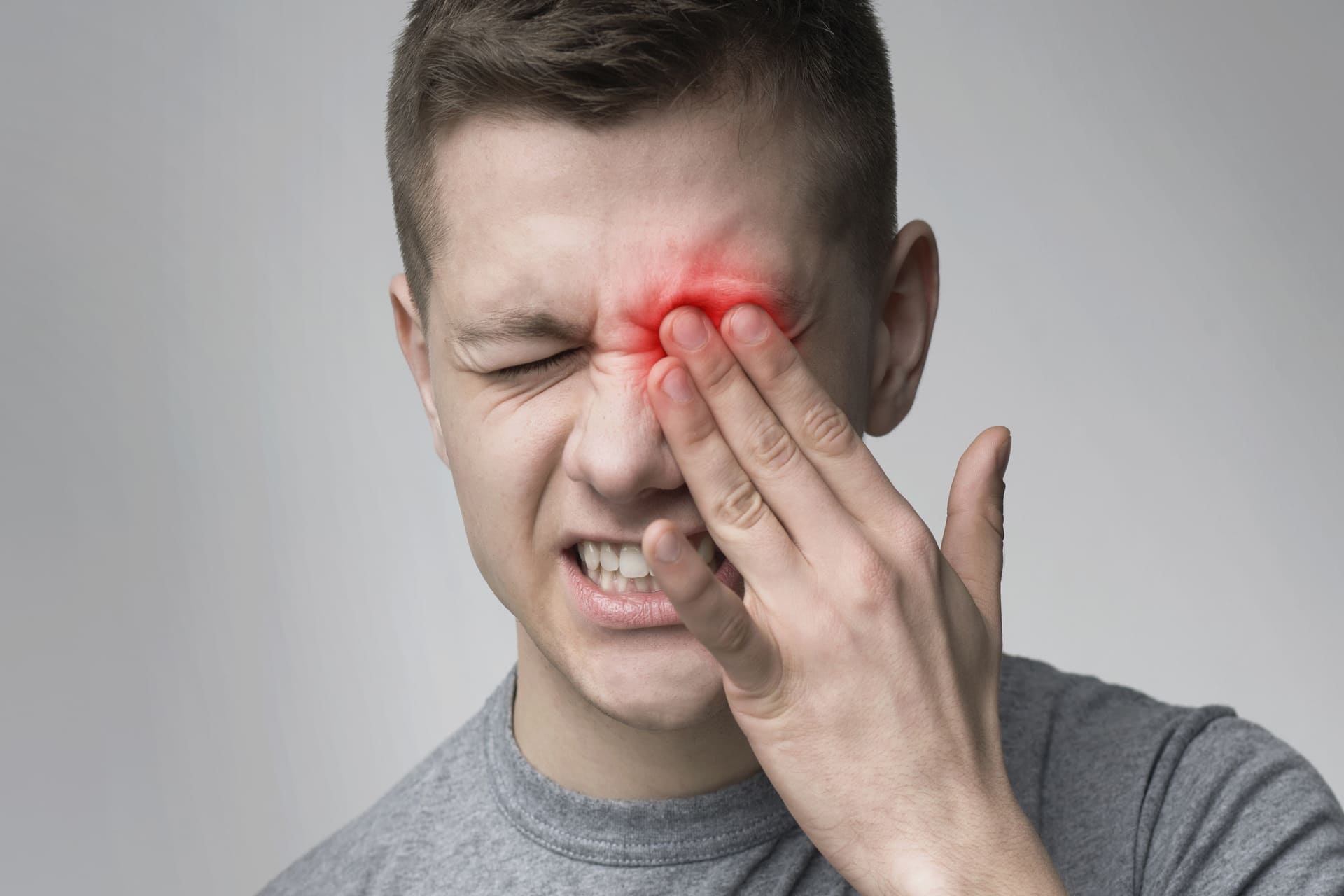 Brennende Augen: Ursachen, Symptome & Behandlung 2025 Brennende Augen: Ursachen, Symptome & Behandlung 2025
